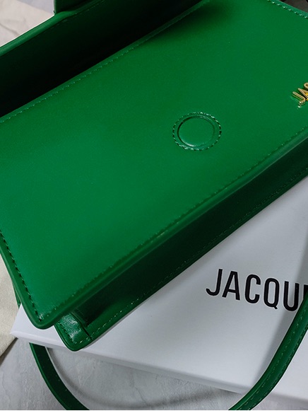 Jacquemus Emerald Green Leather Crossbody Bag — image 4 of 6